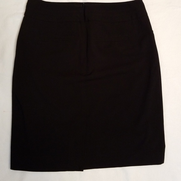 Skirt - Picture 2 of 6
